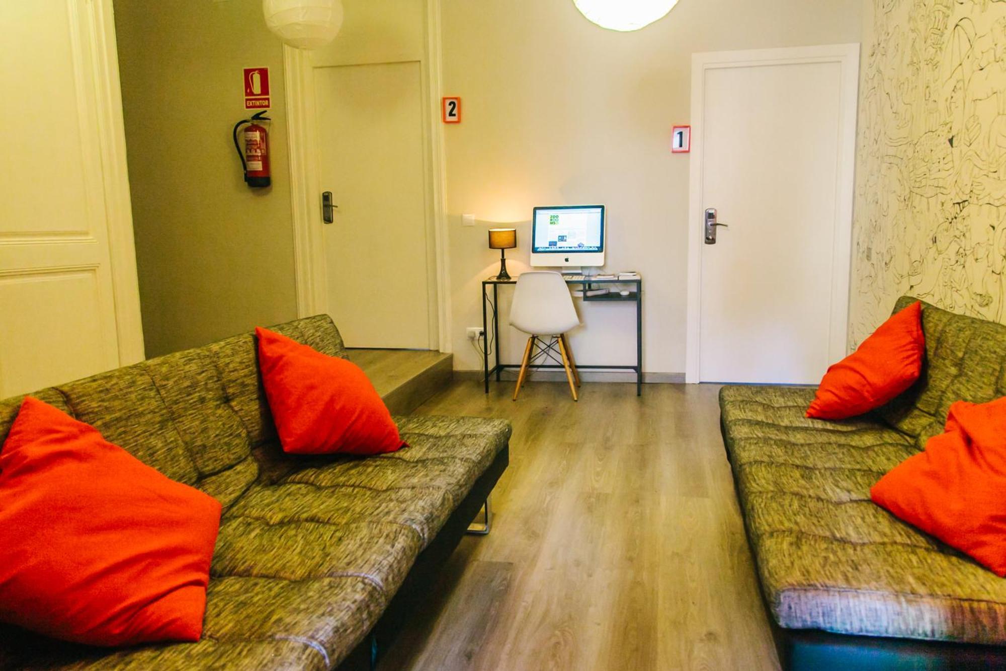 Zoorooms Boutique Guesthouse Барселона Экстерьер фото